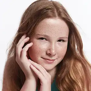 Actor headshot photographed at Studios4u