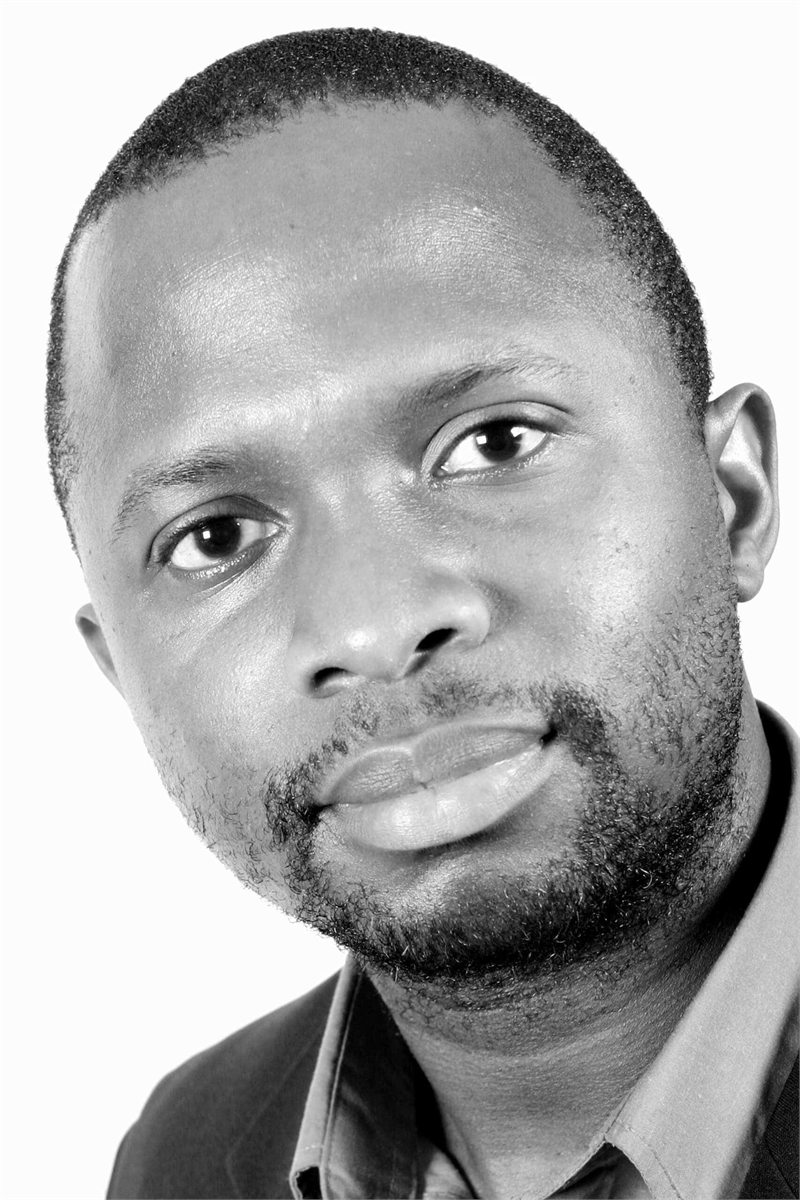 dating headshots photographed by Studios4u